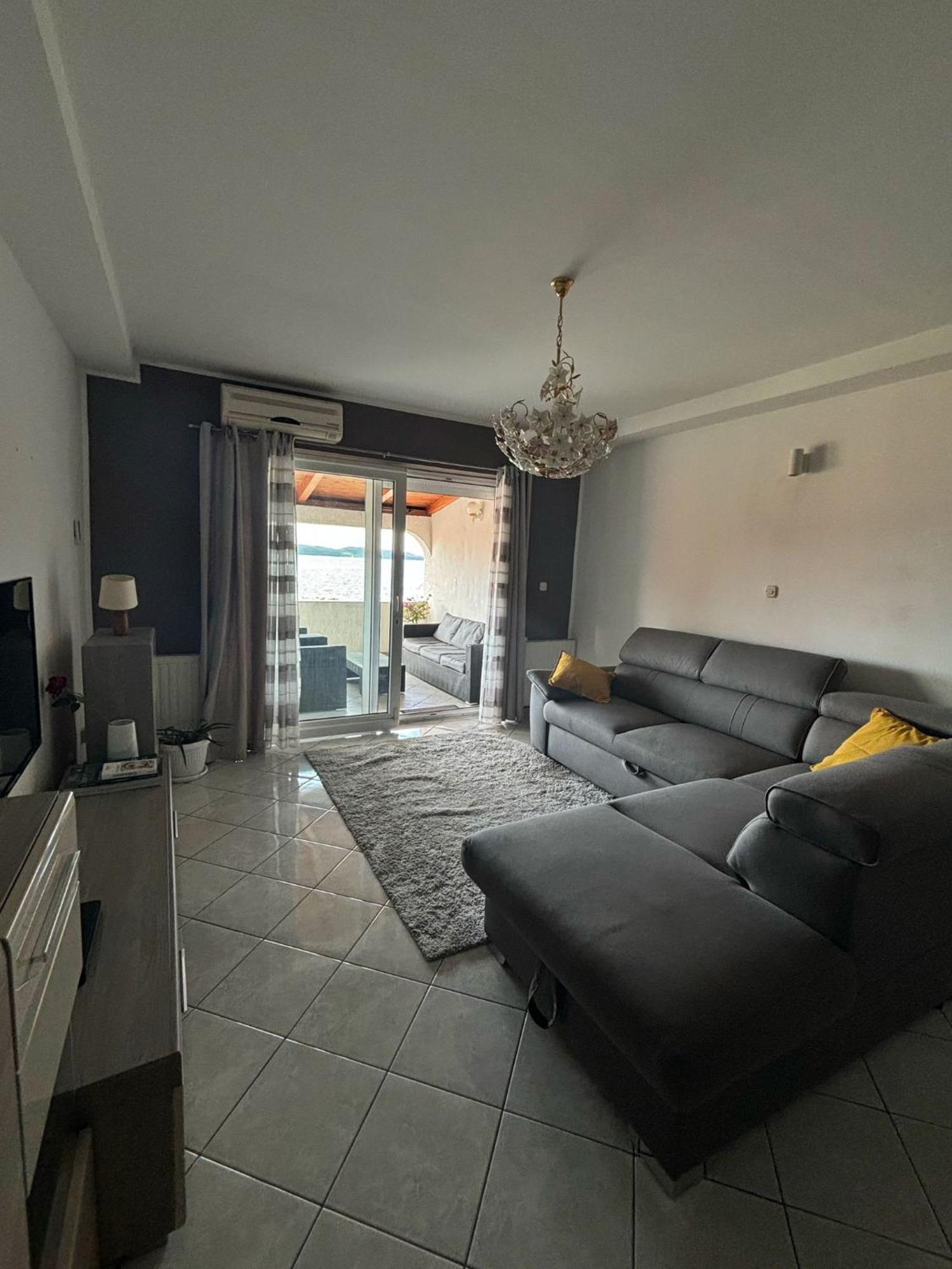 Apartman Luka Шибеник Экстерьер фото