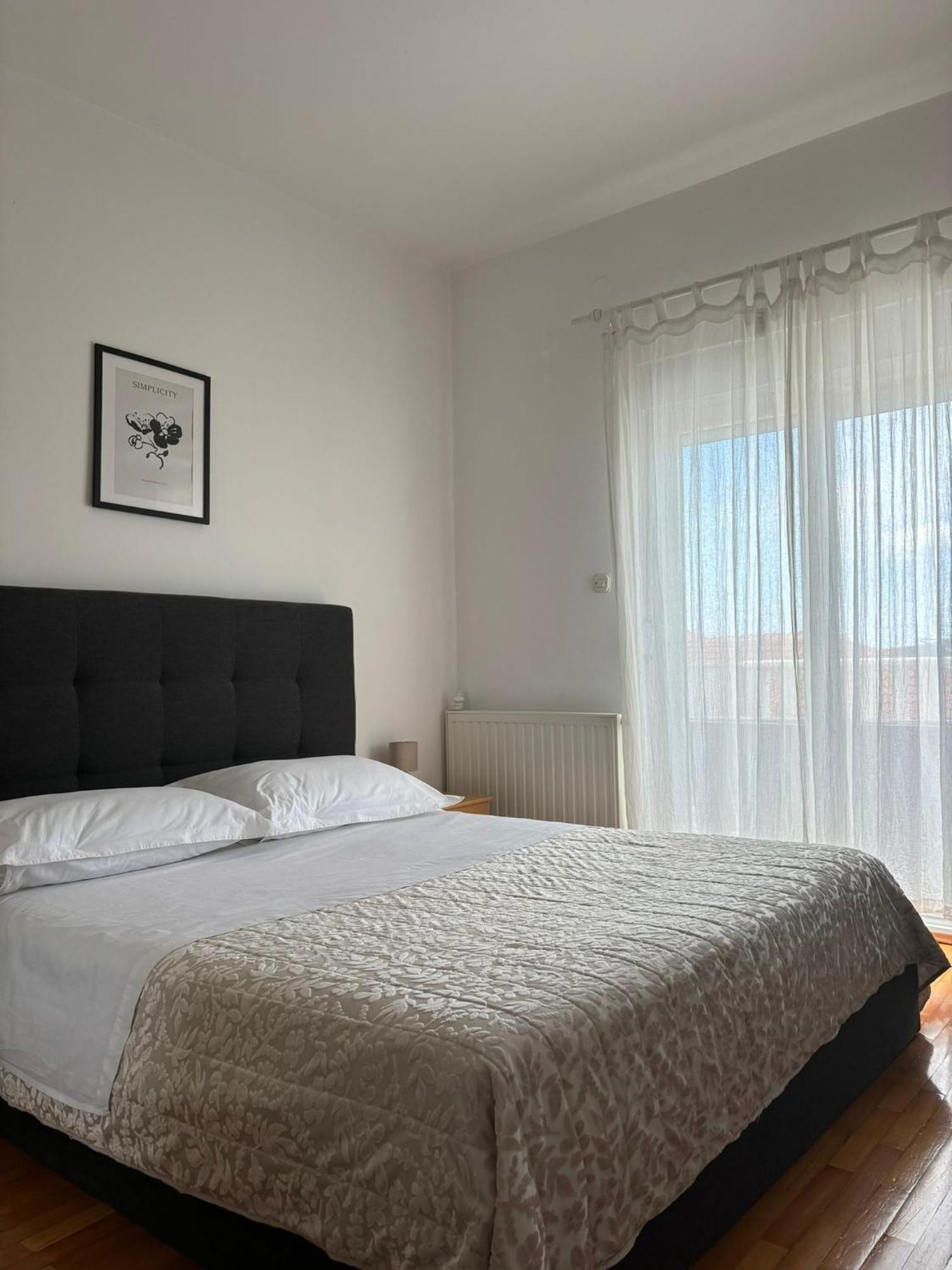 Apartman Luka Шибеник Экстерьер фото